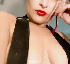 28 year old Escort in Fredericton Guess who’s back! They say I’m the best so screw the 