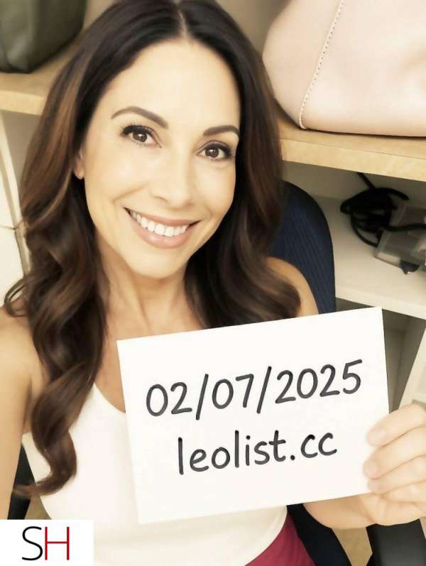 61Yrs Old Escort Toronto Image - 0