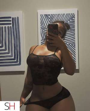 23 year old Middle Eastern Escort in Calgary ..... ........ WET p!nk