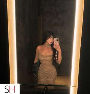 Hot Taiwanese Babe • GFE Queen Short Stay in Regina Hotel in Regina