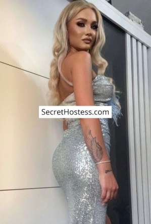Anais, Independent in Bucharest