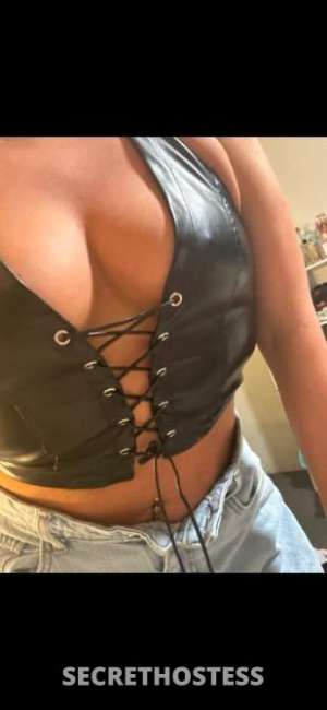 Ella 26 petite Aussie Blonde, Gold Coast in Gold Coast