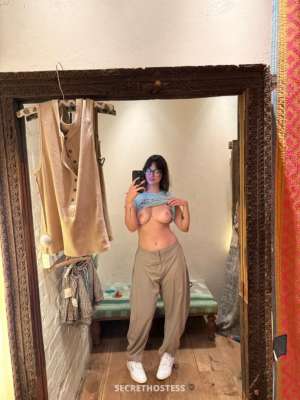 28 year old Escort in Eastern CT CT I’m DTF I charge $100 for full service fun hmu my 