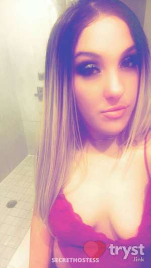 Lori Lee - Luxury, Laughter, and Sarcasm in Houston TX