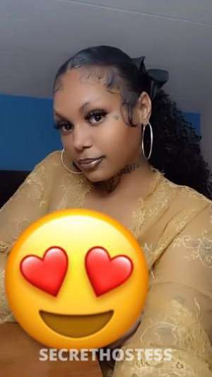 pretty feminine 21 YO PRO SOCCER GIRLY my fav kink is to eat in Flint MI
