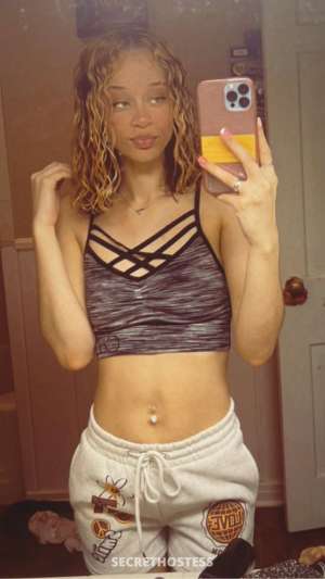 24 year old Escort in Scranton Wilkes-Barre PA Hookup, ****, Sells party 💊 🧊 ❄️favors and Weed