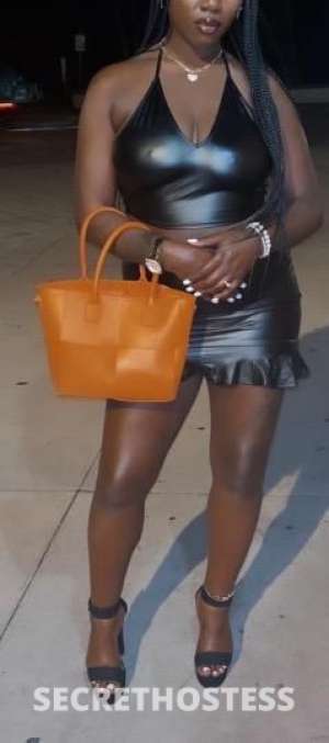 OUTCALLS💗 35 + Sexy EBONY Lover 💋 Ask About My Cuddle  in Harrisburg PA