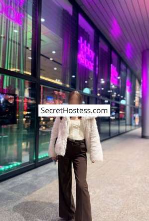 19 year old Caucasian Escort in Warsaw Mira, Independent