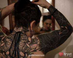 Alina Vaughn - Sensually Dominant GFE in Chicago IL