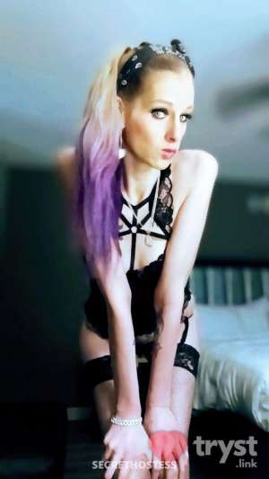 AmazonBiotch69 - GORGEOUS 6'7 GODDESS in New Orleans LA