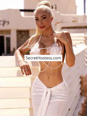Goldy, Agency in Ibiza