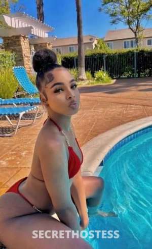20 year old Escort in Bend OR New To Town (upscale incall VANCOUVER WATER FRONT) Pretty &