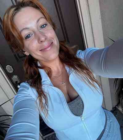 29 year old Escort in Fairfax VA I'm an escort and a certified massage therapist