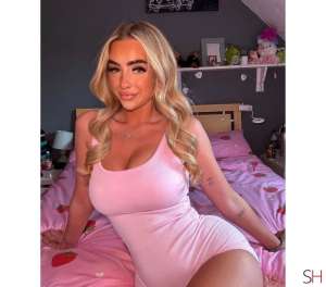 25 year old Brazilian Escort in Brighton East Sussex Brazilian Rayella, New in Town today!!???, Independent