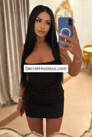 Alis, Independent in Marbella