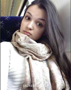 23 year old Indian Escort in Perth Indian independent real girl meeting available for escort 