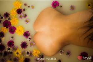 30 year old White Escort in Santa Cruz CA Violet Silver - 1st Time? That’s My Specialty