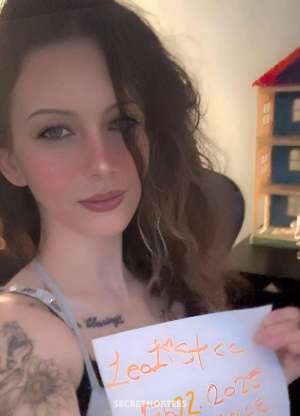 Sexcii Freekie tatted brunette BoMbShElL 100% real &amp; in Sault Ste Marie
