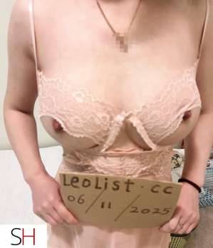 23 year old Asian Escort in Victoria NEW Lexi Mimi Olivia at your service! $120 4-hands special