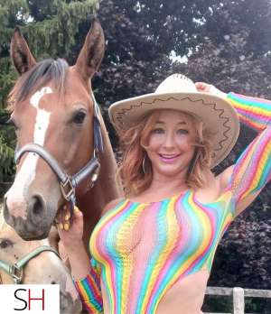 40 year old Caucasian Escort in Ottawa East end - FIRE CROTCH SUPER SOAKER