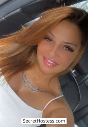24 year old Lithuanian Escort in London Sienna, Royce Of London Agency