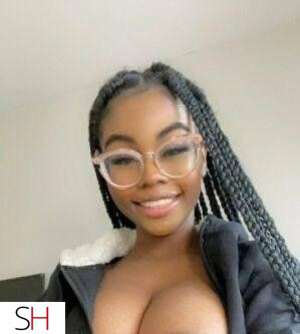 24 year old Escort in Penticton NEW NAUGHTY &amp; FUN PARTY FRIENDLY GIRL IN TOWN. Come 