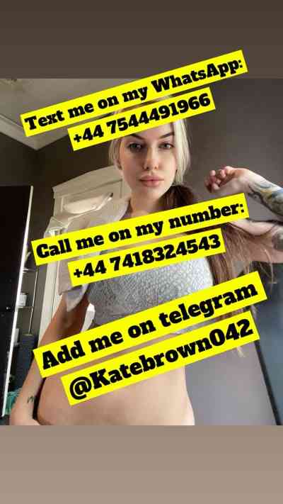 28 year old Escort in Norfolk Am available for hookup