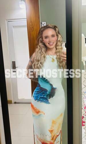 30 year old Caucasian Escort in Chicago IL Touring Elle Sutton
