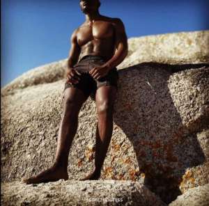 0 year old Escort in Douala Simon, Male escort