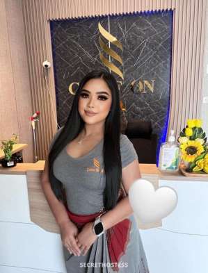 Janni, masseuse 24 year old Escort in Al Sohar