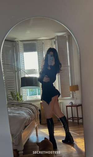 25 year old Escort in Lincoln NE I’M AVAILABLE FOR BOTH INCALL AND OUTCALL SERVICE ALL 3 