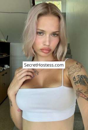 21 year old Mixed Race Escort in Warsaw Alina, Agency