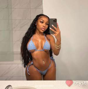 24 year old French Escort in San Fernando CA paris - Everything you desire