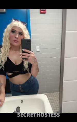 25 year old Escort in Miami FL 😻💦😫Hot and SUPER Horny Blonde Bpmbshell Chanel is 