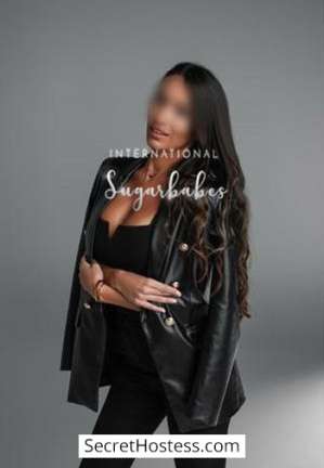 24 year old Italian Escort in London Aurora, International Sugarbabes Agency