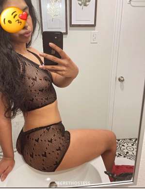 21 year old Latino Escort in Palm Springs CA Pretty Petite Latina