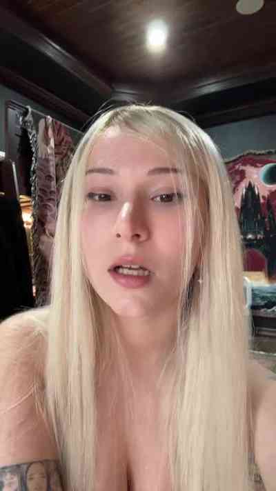 25 year old Escort in Cold Lake I’m available for incall or outcall 🍋838🍋386🍋4211