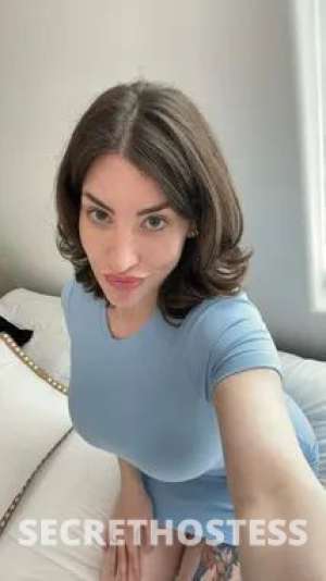 27 year old Escort in Denver CO I am Available for naughty fun and erotic massage