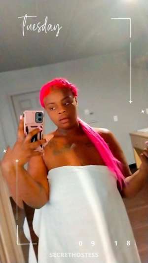 26 year old Escort in Detroit MI Lips juicy . . juicy everything juicy