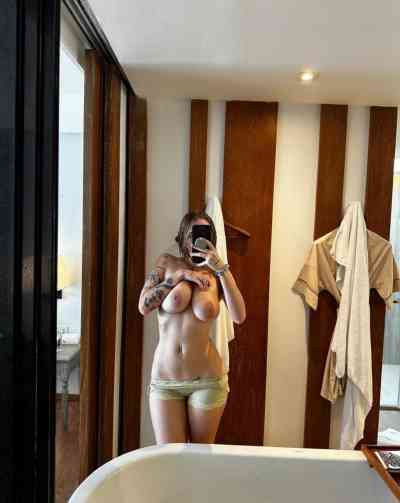 27 year old Escort in Atlanta DC 🤤hello i offer massage,DTF😍😍Text me via xxxx-xxx-