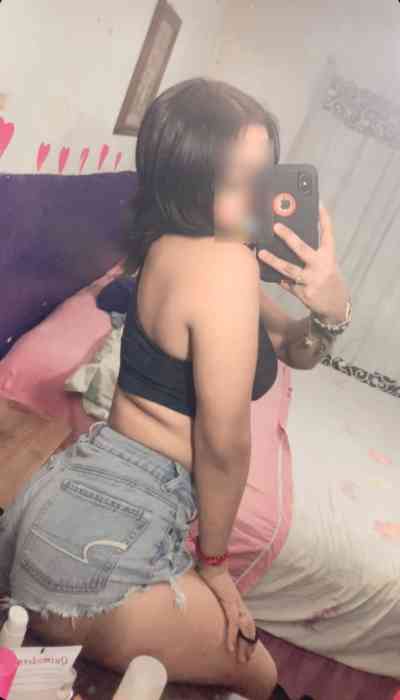 22Yrs Old Escort 60KG 160CM Tall Lahore Image - 1