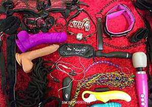 30 year old Escort in Perth Pixie and her amazing toys box want to come and play, Perth