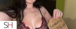21 year old Caucasian Escort in Kitchener !!SWEETIES SWEET SPECIALS tonight only