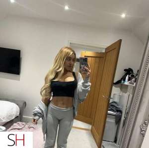 24 year old Escort in Longueuil Tu veux te faire plaisir je suis tout a toi