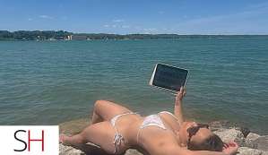 30 year old Latino Escort in Gatineau Marcela sexy brunette i