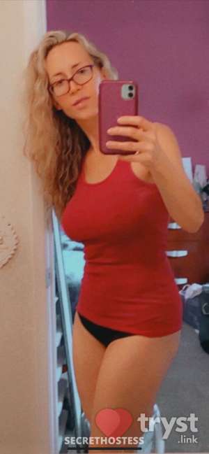 40 year old Caucasian Escort in Carlsbad CA Laurie - “The Love Sherpa