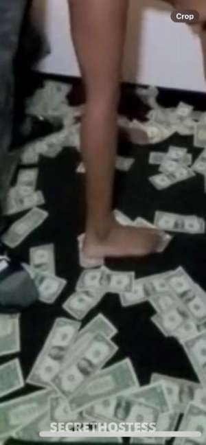 24 year old Escort in Syracuse NY I’m a guy looking for escort