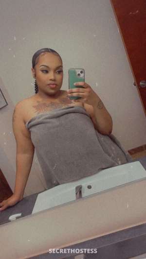 27 year old Escort in Rochester NY Sexy Curvy and lots of fun