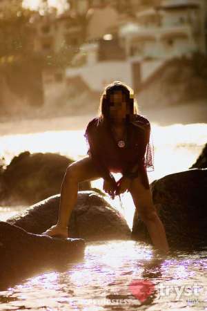 0 year old Caucasian Escort in Saratoga Springs NY Serafina Blossom - My Body is an Alter