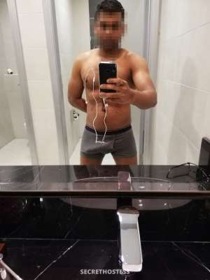 Shan, masseur in Dhaka